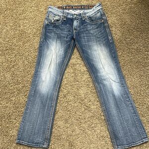 Men’s sz 36 x 33 long Rock Revival Chuck Straight jeans